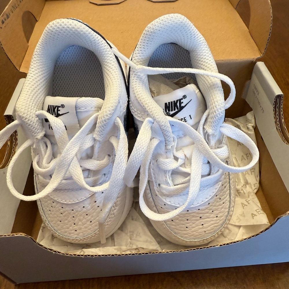 Toddler Nike force 1